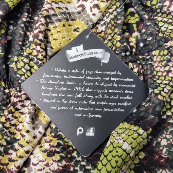 BeBop Dress Womens Small Green Yellow Snake Print 3/4 Sleeve V Neck Mini New - Picture 7 of 15